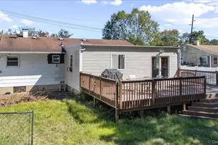 1706 Manatuck Blvd, Bay Shore, NY 11706 - Photo 18