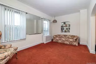 59 Lakeview Ave, Lynbrook, NY 11563 - Photo 4