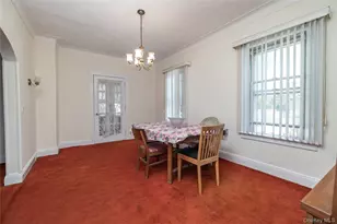 59 Lakeview Ave, Lynbrook, NY 11563 - Photo 6