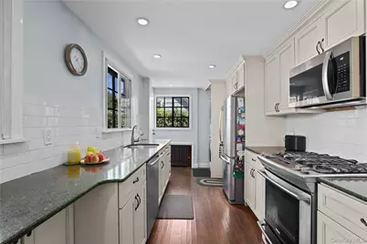 11 Aka 15 Bobolink Road, Yonkers, NY 10701 - Photo 10