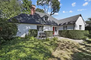 11 Aka 15 Bobolink Rd, Yonkers, NY 10701 - Photo 2