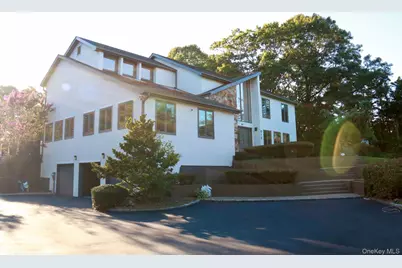 10 Cedarfield Terrace, Saint James, NY 11780 - Photo 2