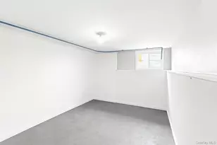 86 Riddle St, Brentwood, NY 11717 - Photo 24