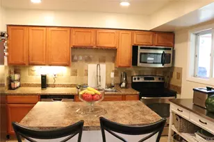 23 Buttermilk Dr, Poughkeepsie, NY 12601 - Photo 10