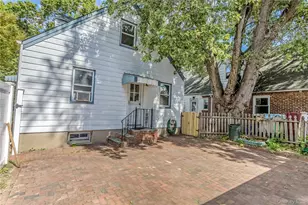 136 N 1st St, New Hyde Park, NY 11040 - Photo 20