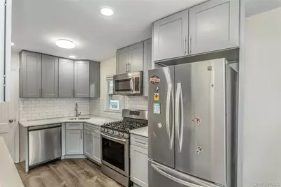 136 N 1st Street, New Hyde Park, NY 11040 - Photo 8