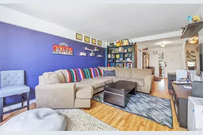 7520 Bell Boulevard #5A, Bayside, NY 11364 - Photo 2