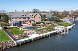 27 True Harbour Way, West Islip, NY 11795 - Photo 4