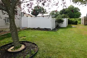 61 Newport Rd, Yonkers, NY 10710 - Photo 38