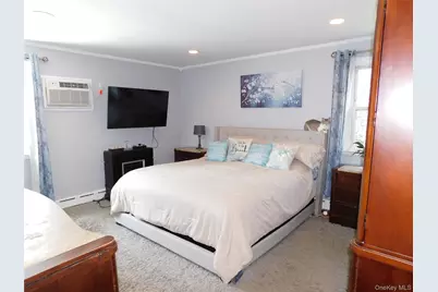 61 Newport Road, Yonkers, NY 10710 - Photo 14