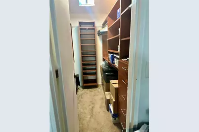 124 Santa Barbara Drive, Plainview, NY 11803 - Photo 24