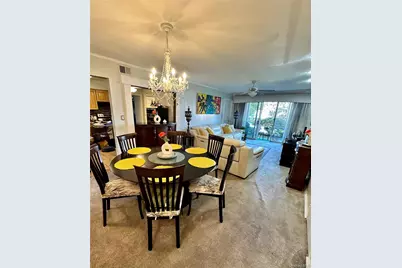 124 Santa Barbara Drive, Plainview, NY 11803 - Photo 6