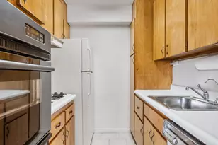 39-65 52nd St, Woodside, NY 11377 - Photo 6