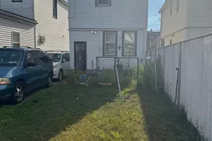 110-07 160th St, Jamaica, NY 11433 - Photo 8
