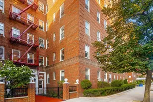 63-109 Saunders St, Rego Park, NY 11374 - Photo 8