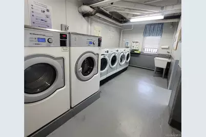 365 Bronx River Road #1H, Yonkers, NY 10704 - Photo 16