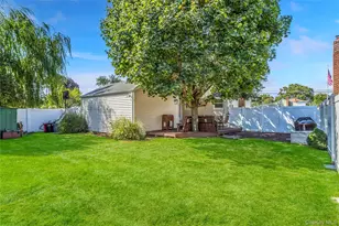 174 N Nassau Ave, Massapequa, NY 11758 - Photo 26