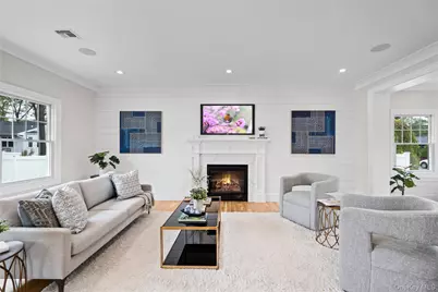 255 N Chestnut Street, Massapequa, NY 11758 - Photo 6