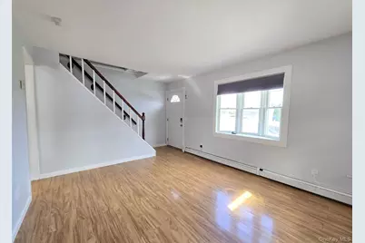 765 Shore Walk, Lindenhurst, NY 11757 - Photo 14