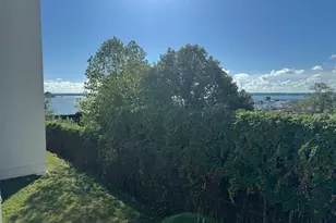 170 Schofield St, Bronx, NY 10464 - Photo 2