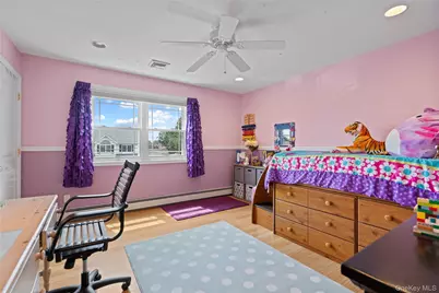 15 Cedar Drive, Plainview, NY 11803 - Photo 14