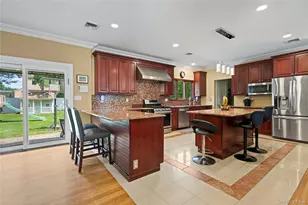 15 Cedar Dr, Plainview, NY 11803 - Photo 8