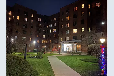 100-11 67th Road #4, Forest Hills, NY 11375 - Photo 32