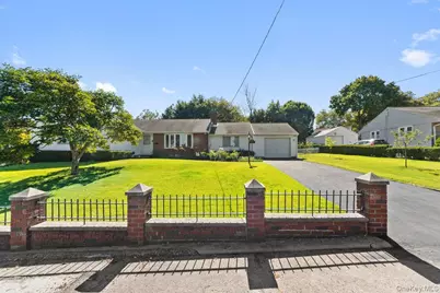 247 Croydon Road, Yonkers, NY 10710 - Photo 2