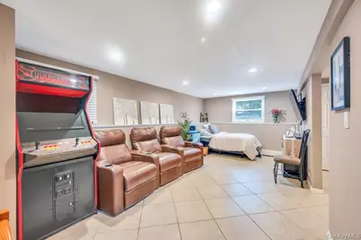 39 Crestwood Lane, Farmingville, NY 11738 - Photo 24