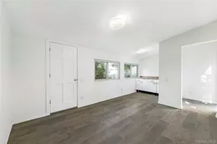 3173 Shore Pkwy, Brooklyn, NY 11235 - Photo 18