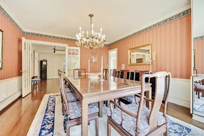 252 Cedar Avenue, Hewlett Bay Park, NY 11557 - Photo 12