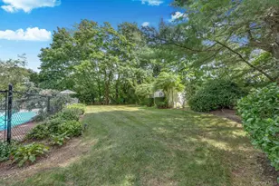 252 Cedar Ave, Hewlett Bay Park, NY 11557 - Photo 36