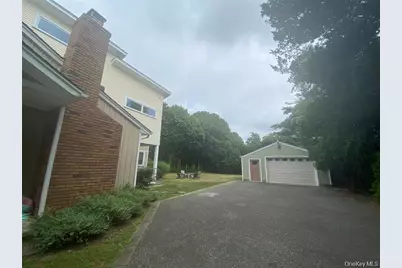 19 W End Avenue, East Quogue, NY 11942 - Photo 34