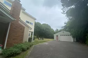 19 West End Ave, East Quogue, NY 11942 - Photo 34