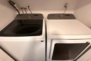 231 Blackpool Ct, Ridge, NY 11961 - Photo 14