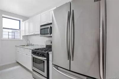 2400 Davidson Avenue #B7, Bronx, NY 10468 - Photo 4