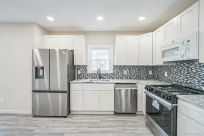 64 Highland Avenue, Patchogue, NY 11772 - Photo 4