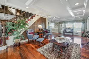 266 E Shore Dr, Massapequa, NY 11758 - Photo 24