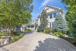 266 E Shore Dr, Massapequa, NY 11758 - Photo 4