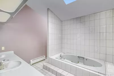 5 Hillel Court, Monsey, NY 10952 - Photo 20