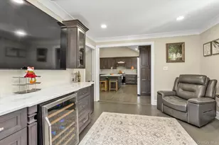 6 Fairview Rd W, Massapequa, NY 11758 - Photo 4