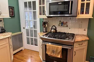 62 Poppy Ave, Franklin Square, NY 11010 - Photo 12