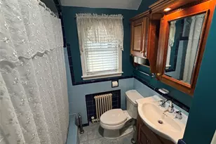 62 Poppy Ave, Franklin Square, NY 11010 - Photo 24