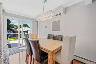 8 Paynes Ln, East Quogue, NY 11942 - Photo 10