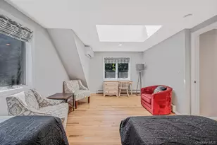 8 Paynes Ln, East Quogue, NY 11942 - Photo 14