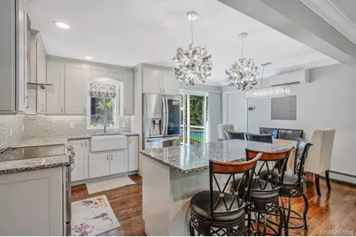 8 Paynes Lane, East Quogue, NY 11942 - Photo 6