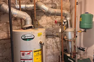 655 Hendrix St, Brooklyn, NY 11207 - Photo 10