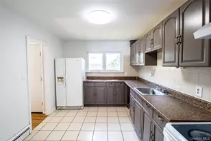 202 Powell Ave, Central Islip, NY 11722 - Photo 12