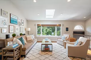 2 Flower Ln, Jericho, NY 11753 - Photo 6