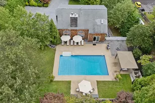 138 North Rd, Hampton Bays, NY 11946 - Photo 4